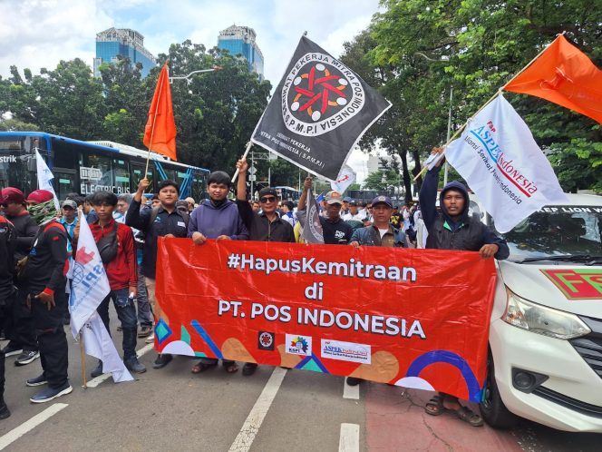 
					Soroti Status Kemitraan di PT Pos Indonesia, FSP ASPEK Indonesia Gelar Aksi di Wisma Danantara