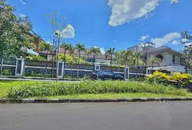 
					Rumah Putri Zulhas Terancam Dieksekusi