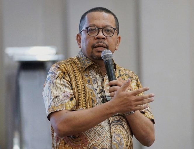 
					Reshuffle Kabinet Sepenuhnya Hak Presiden, Qodari Minta Publik Tunggu Keputusan Resmi